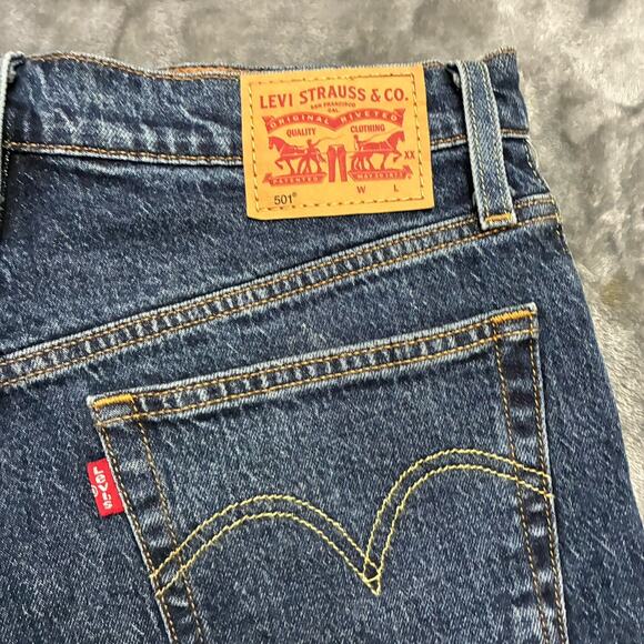 Vintage Levis 501 Jeans Shorts Womens Sz.27 Blue Button Fly Raw Hem Daisy Dukes - Picture 5 of 10